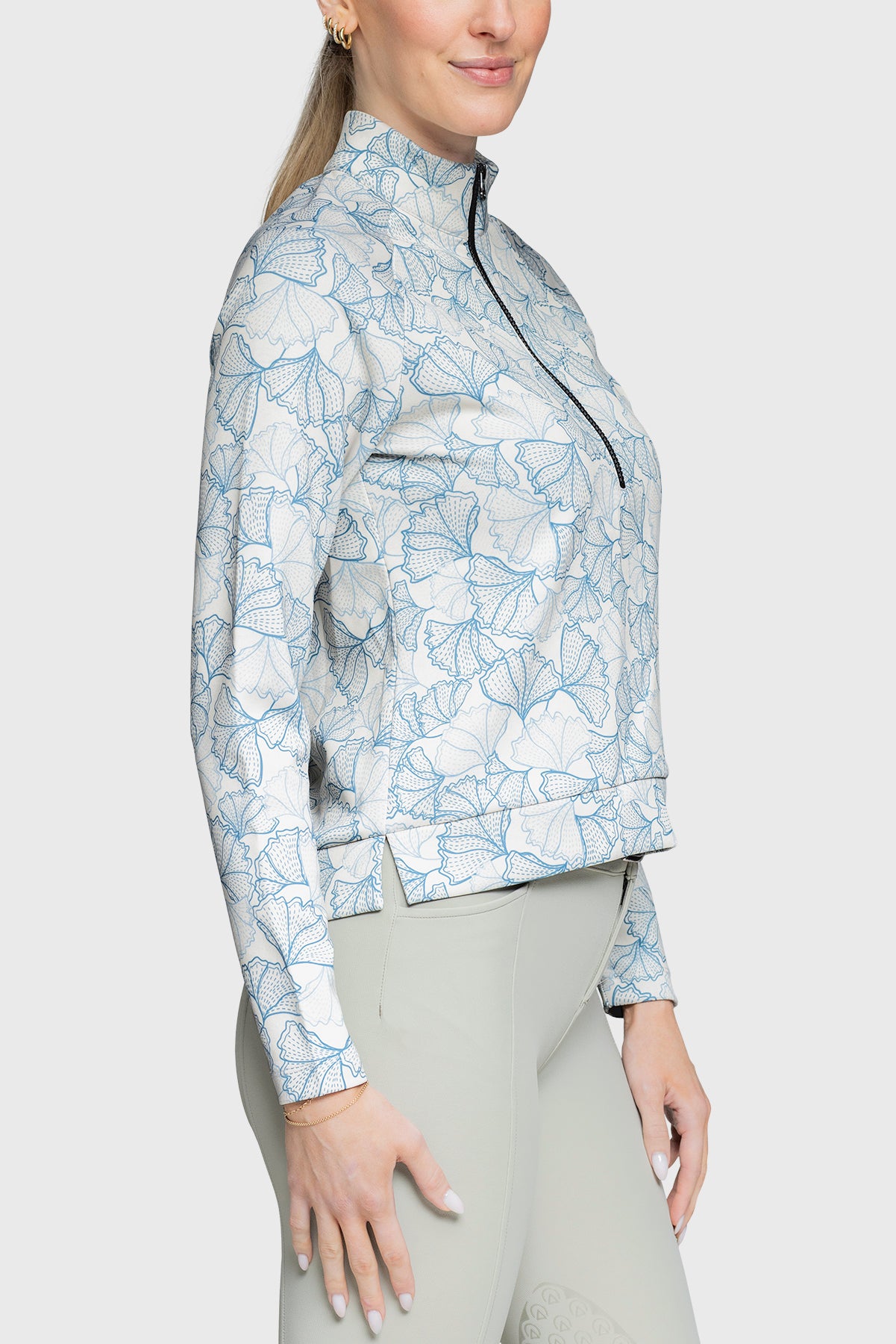 Chambray Blue Poppies Â½ Zip Scuba Pullover - [Kastel]