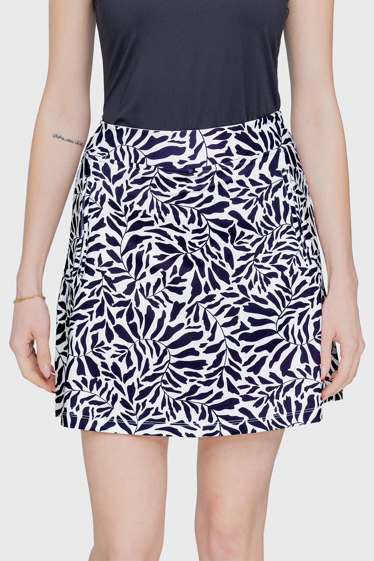 Black & White Climbing Vine Skort - [Kastel]