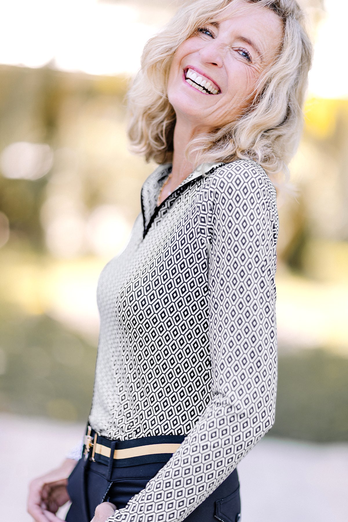 Black & White Geo Long Sleeve Sun Shirt - [Kastel]